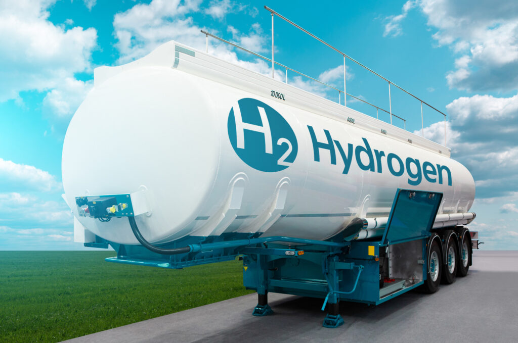 Hydrogen pressure sensors have become indispensable with the rising adoption of hydrogen as a primary energy carrier. This trend is particularly evident in hydrogen mobility applications, where there is a pressing need for advanced sensor technology capable of handling extreme pressures exceeding 1,000 bar.